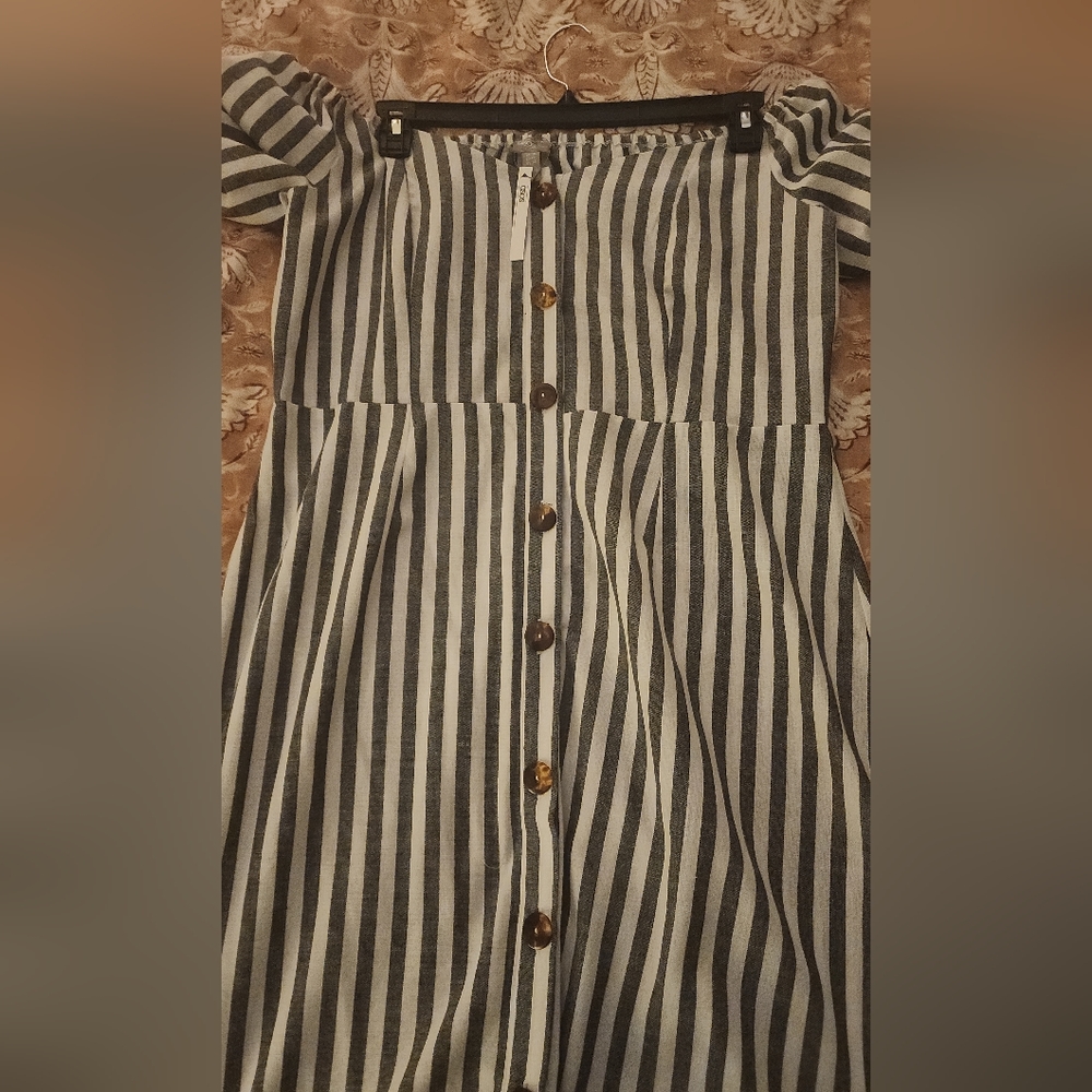 ASOS Design Button Through Midi Off Shoulder Dress - Picture 5 of 7